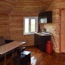 Юрточный комплекс Скалки, 4-х местный дом, кухонная зона, диван (два спальных места)