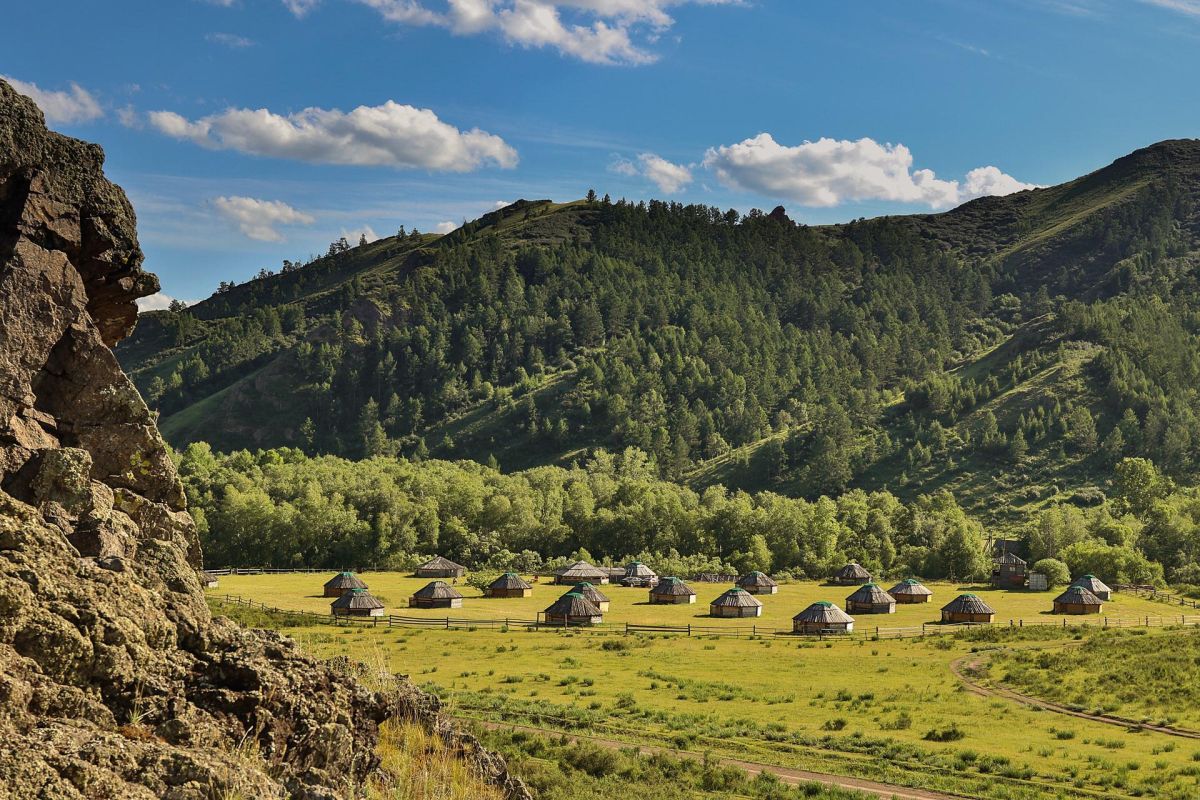 Экскурсия Улуг Хуртуях Тас + Казановка + обед. Места силы Хакасии