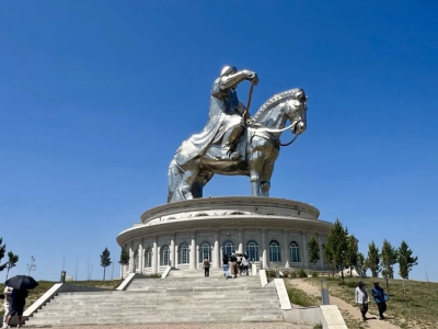 Вы изучили Хакасию,Туву - пора двигаться дальше. Приглашаем в Монголию