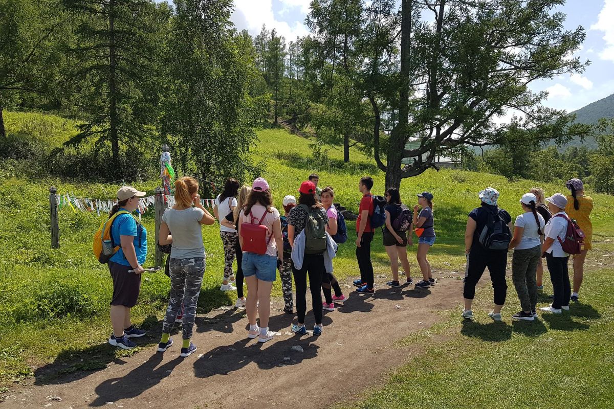 Экскурсия "Тропа предков", маршрут по берегу реки Белый Июс