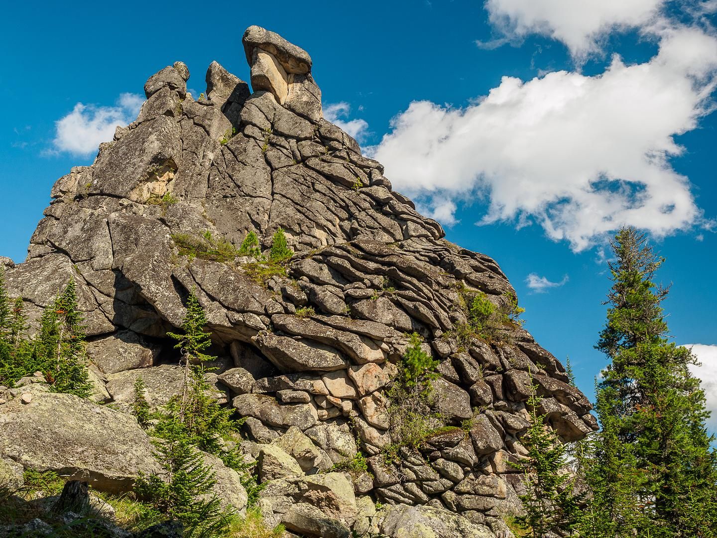 Экскурсия в "Каменный город" природный парк Ергаки